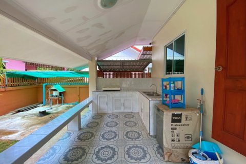 Casa de 3 dormitorios en Hua Hin, Tailandia № 125330 - foto 13