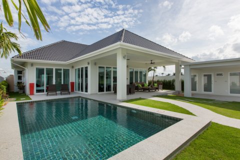 Maison à Hua Hin, Thaïlande 3 chambres № 125299