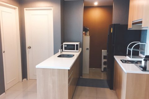 Condominio de 1 dormitorio en Bangkok, Tailandia № 143651 - foto 4