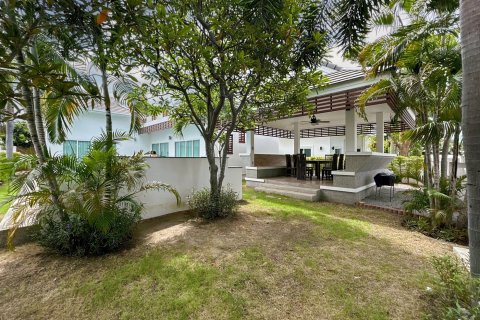 Casa de 3 dormitorios en Hua Hin, Tailandia № 125289 - foto 8