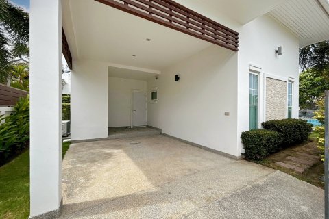 Casa de 3 dormitorios en Hua Hin, Tailandia № 125289 - foto 12