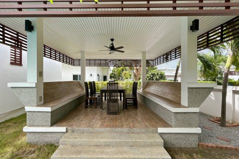 Casa de 3 dormitorios en Hua Hin, Tailandia № 125289 - foto 9