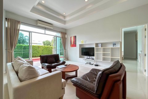 Casa de 3 dormitorios en Hua Hin, Tailandia № 125290 - foto 11