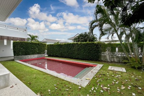Casa de 3 dormitorios en Hua Hin, Tailandia № 125290 - foto 5