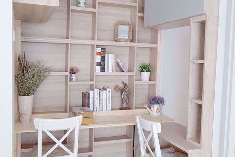 Condominio de 2 dormitorios en Huai Khwang, Bangkok, Tailandia № 77015 - foto 4