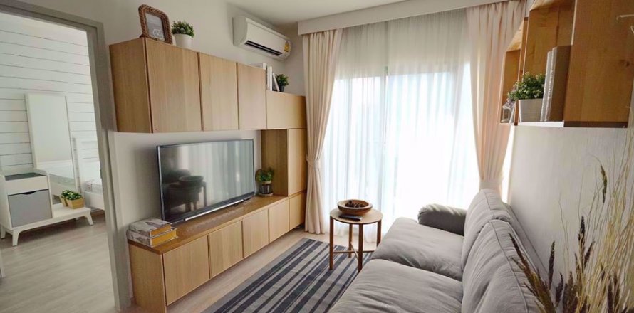 Condominio de 2 dormitorios en Huai Khwang, Bangkok, Tailandia № 77015