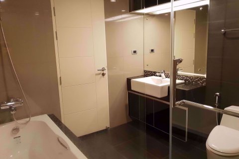 Dúplex de 2 dormitorios en Khlong Toei, Bangkok, Tailandia № 77014 - foto 10