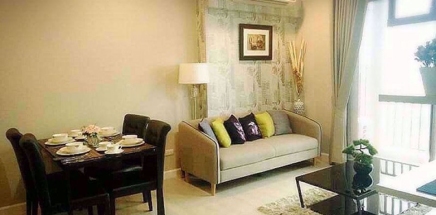 Condo in Huai Khwang, Bangkok, Thailand, 2 bedrooms № 77011