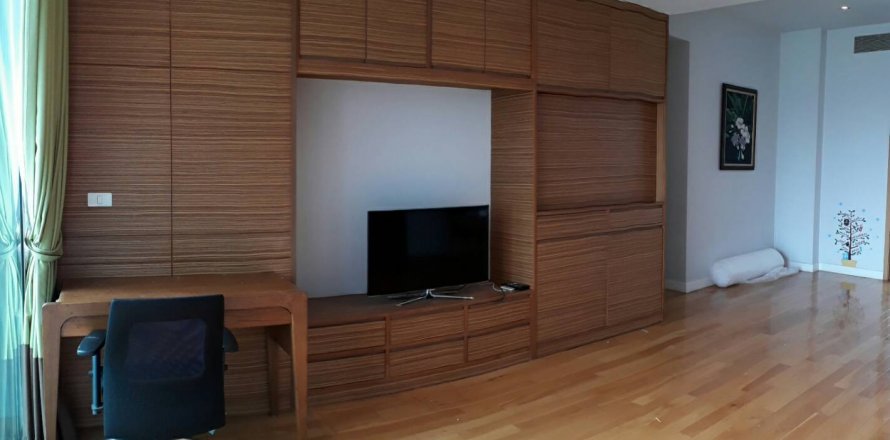 Condominio de 3 dormitorios en Bangkok, Tailandia № 144183