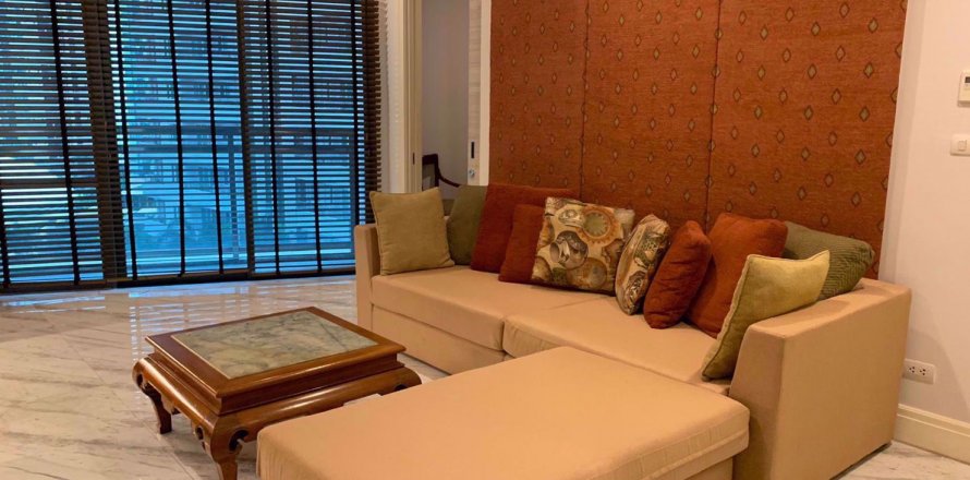Eigentumswohnung in Bangkok, Thailand, 2 Schlafzimmer in Bright Sukhumvit 24  № 78267