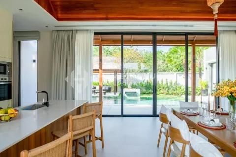 Casa de 3 dormitorios en Phuket, Tailandia № 131079 - foto 11