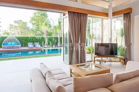 Casa de 3 dormitorios en Phuket, Tailandia № 131076 - foto 3