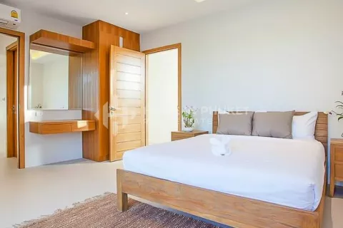 Casa de 3 dormitorios en Phuket, Tailandia № 131076 - foto 13