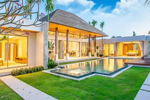 Haus in Phuket, Thailand 3 Schlafzimmer № 131076