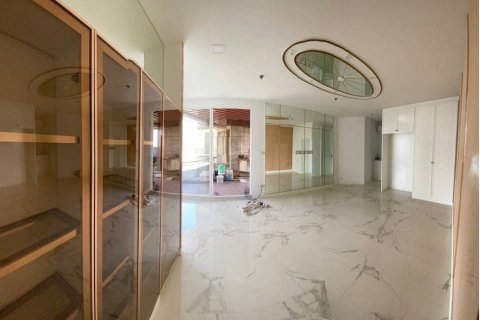 Condominio de 5 dormitorios en Watthana, Bangkok, Tailandia № 123925 - foto 5