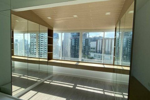 Condominio de 5 dormitorios en Watthana, Bangkok, Tailandia № 123925 - foto 15