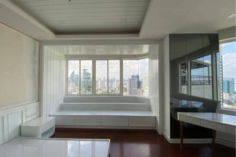 Condominio de 5 dormitorios en Watthana, Bangkok, Tailandia № 123925 - foto 12