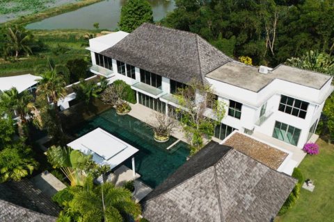 Villa in Phuket, Thailand 5 bedrooms № 119772