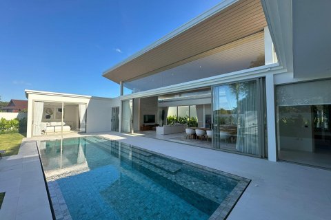 Chalet de 5 dormitorios en Layan Beach, Tailandia № 70384 - foto 4