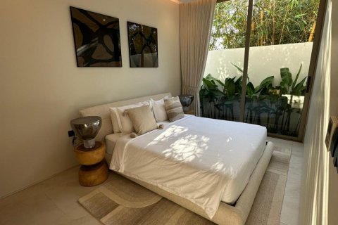 Chalet de 5 dormitorios en Layan Beach, Tailandia № 70384 - foto 22