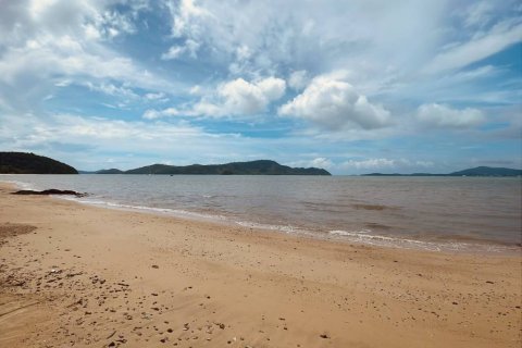 Casa de 5 dormitorios en Phuket, Tailandia № 133054 - foto 2