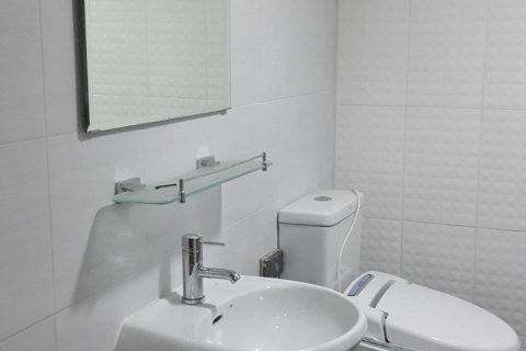 Condominio de 2 dormitorios en Bangkok, Tailandia № 143655 - foto 12