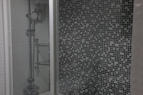 Condominio de 2 dormitorios en Bangkok, Tailandia № 143655 - foto 11