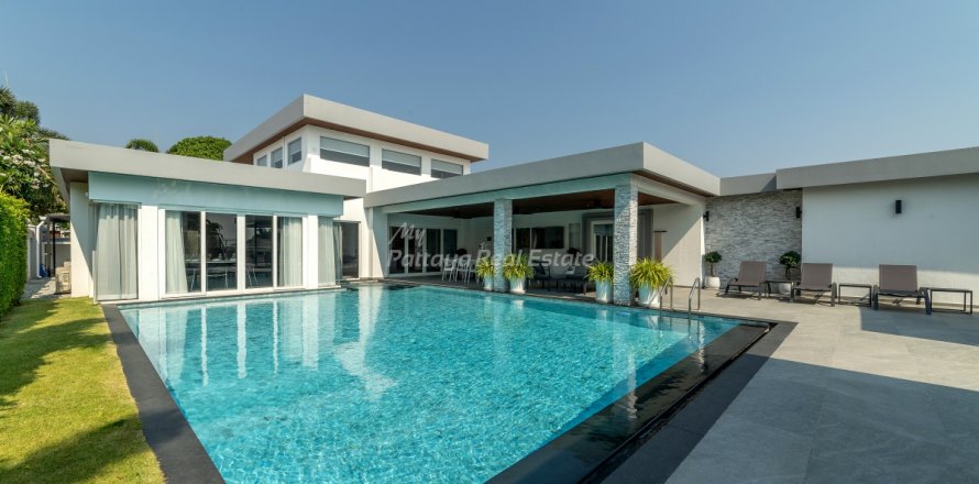 Casa de 6 dormitorios en Bang Lamung, Tailandia № 123449