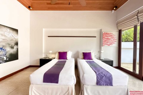 Casa de 3 dormitorios en Bang Tao, Tailandia № 84884 - foto 13