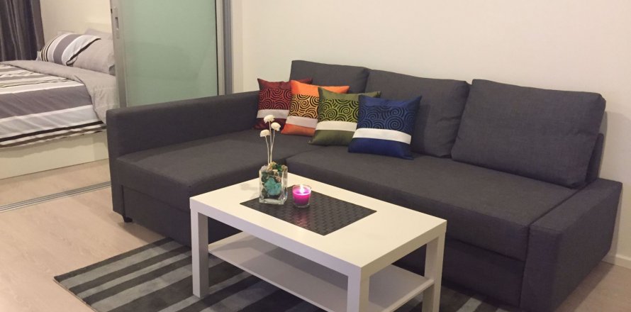 Condominio de 1 dormitorio en Bangkok, Tailandia en Rhythm Sathorn - Narathiwas № 77346