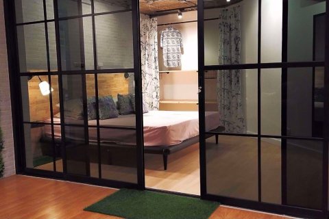 Condominio de 1 dormitorio en Watthana, Bangkok, Tailandia № 76030 - foto 4
