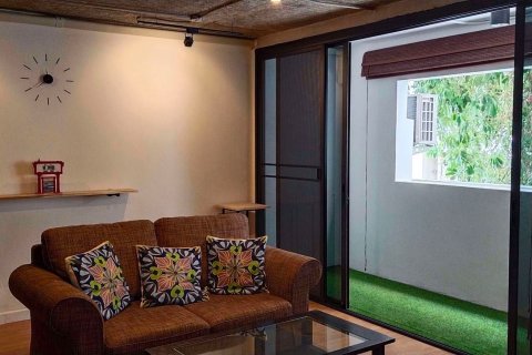 Condominio de 1 dormitorio en Watthana, Bangkok, Tailandia № 76030 - foto 2