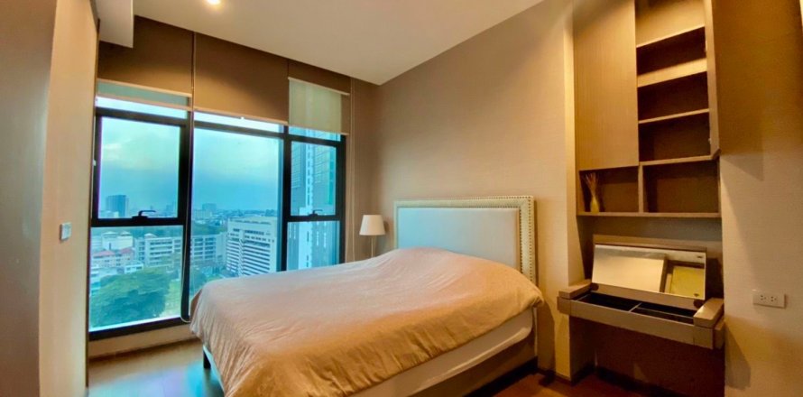 Condominio de 2 dormitorios en Bang Rak, Bangkok, Tailandia № 76028