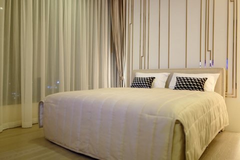 Condo à Bangkok, Thaïlande, 2 chambres  № 143103 - photo 11