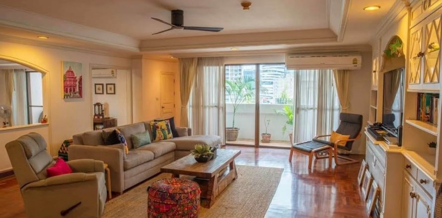 Terreno 600 m2 en Bangkok, Tailandia № 143101