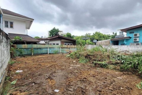 Terreno 600 m2 en Bangkok, Tailandia № 143101 - foto 4