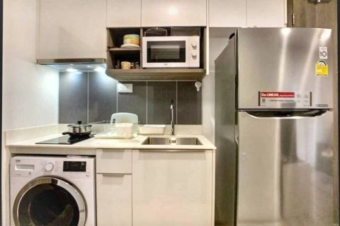Condominio de 1 dormitorio en Bangkok, Tailandia № 132888 - foto 5