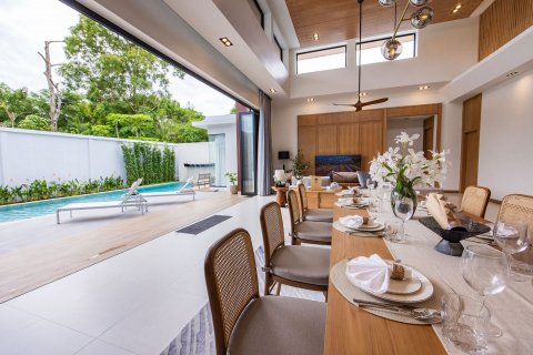 Chalet de 3 dormitorios en Rawai, Tailandia № 74309 - foto 16