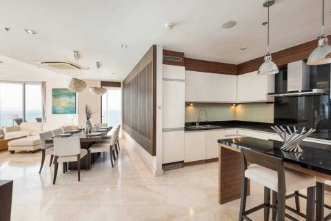 Condominio de 3 dormitorios en Chon Buri, Tailandia № 78913 - foto 9