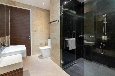Condominio de 3 dormitorios en Chon Buri, Tailandia № 78913 - foto 17