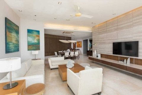 Condominio de 3 dormitorios en Chon Buri, Tailandia № 78913 - foto 5