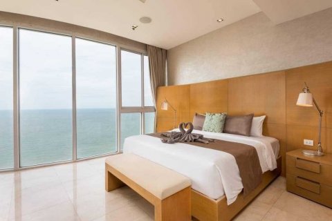 Condominio de 3 dormitorios en Chon Buri, Tailandia № 78913 - foto 15