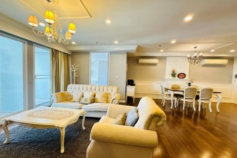 Condominio de 3 dormitorios en Bangkok, Tailandia № 120618 - foto 5