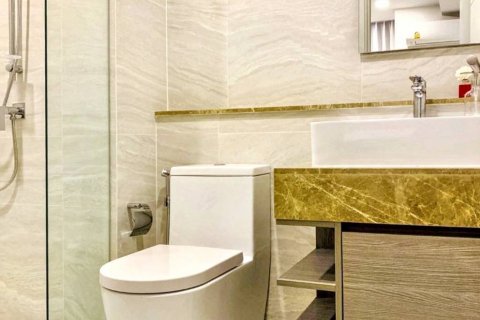 Condominio de 1 dormitorio en Khlong Toei, Bangkok, Tailandia № 133021 - foto 9
