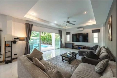 Chalet de 4 dormitorios en Phuket, Tailandia № 133025 - foto 3
