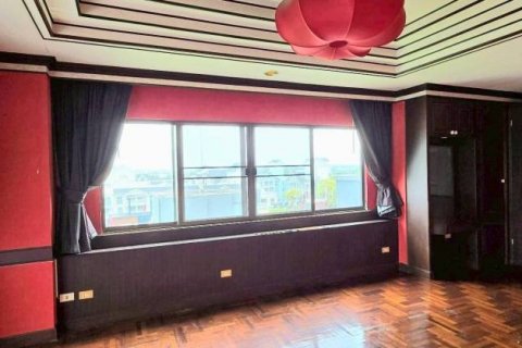 Condominio de 3 dormitorios en Sattahip, Tailandia № 133022 - foto 2