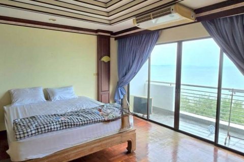 Condominio de 3 dormitorios en Sattahip, Tailandia № 133022 - foto 7