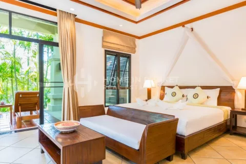 Casa de 1 dormitorio en Nai Harn Beach, Tailandia № 131065 - foto 7