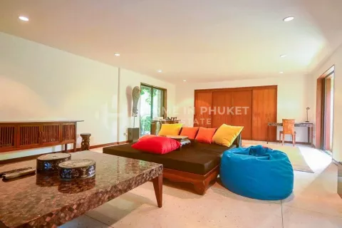 Casa de 4 dormitorios en Kata, Tailandia № 131062 - foto 17