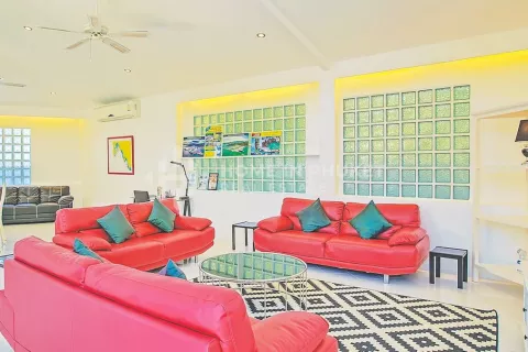 Local comercial 1 m2 en Phuket, Tailandia № 131096 - foto 8